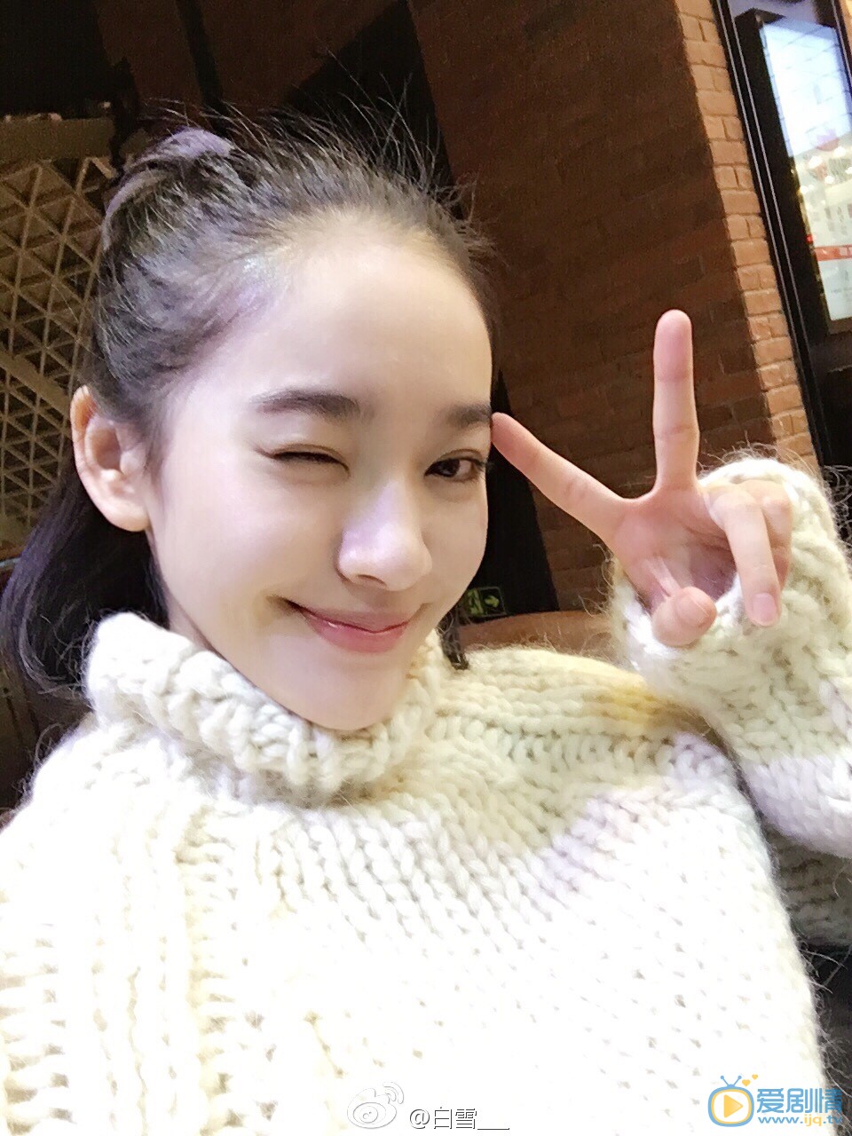 白雪嘟嘴卖萌照 白雪高清写真_白雪高清剧照