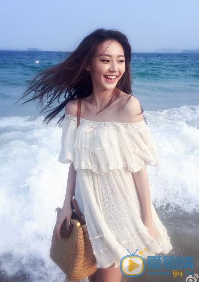 黄梦莹海边照 黄梦莹高清写真_黄梦莹高清剧照