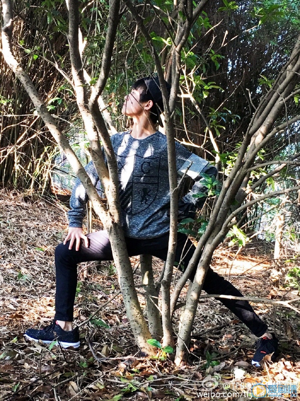 易烊千玺生活照 易烊千玺高清写真_易烊千玺高清剧照