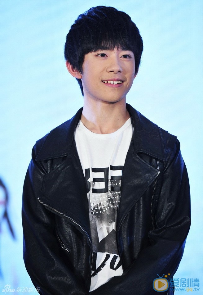 易烊千玺活动照 易烊千玺高清写真_易烊千玺高清剧照