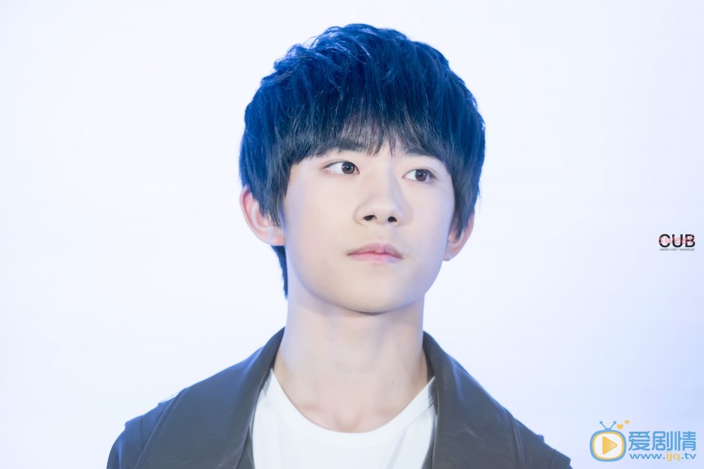 易烊千玺活动照 易烊千玺高清写真_易烊千玺高清剧照