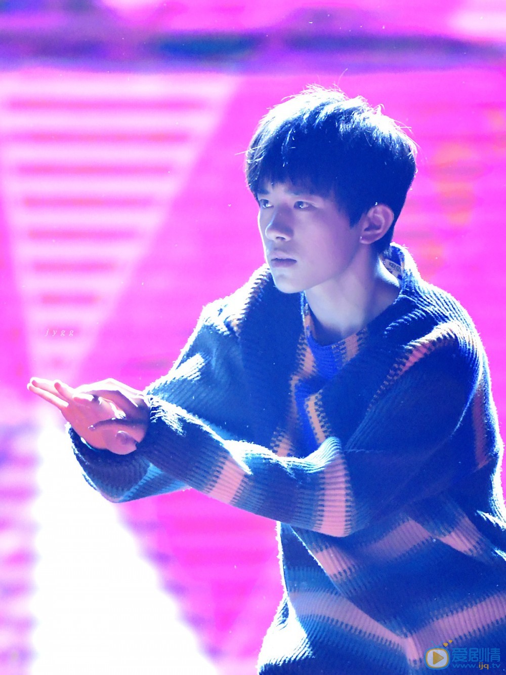 易烊千玺活动照 易烊千玺高清写真_易烊千玺高清剧照