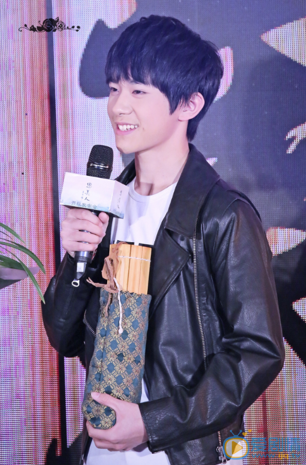 易烊千玺活动照 易烊千玺高清写真_易烊千玺高清剧照