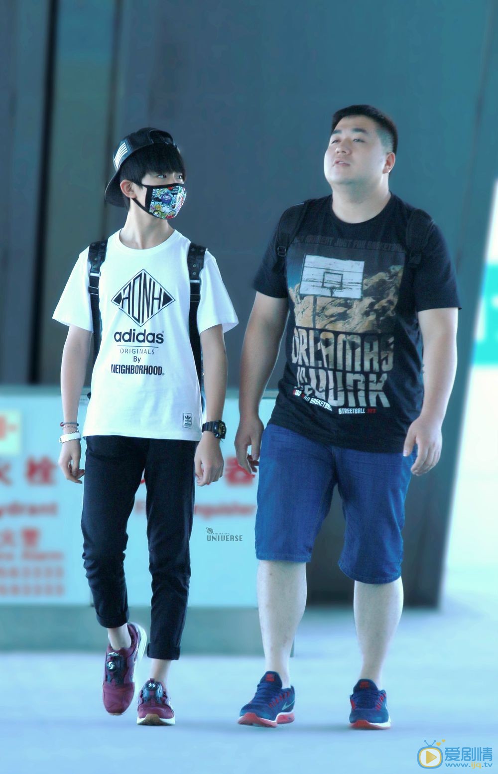 易烊千玺机场照 易烊千玺高清写真_易烊千玺高清剧照