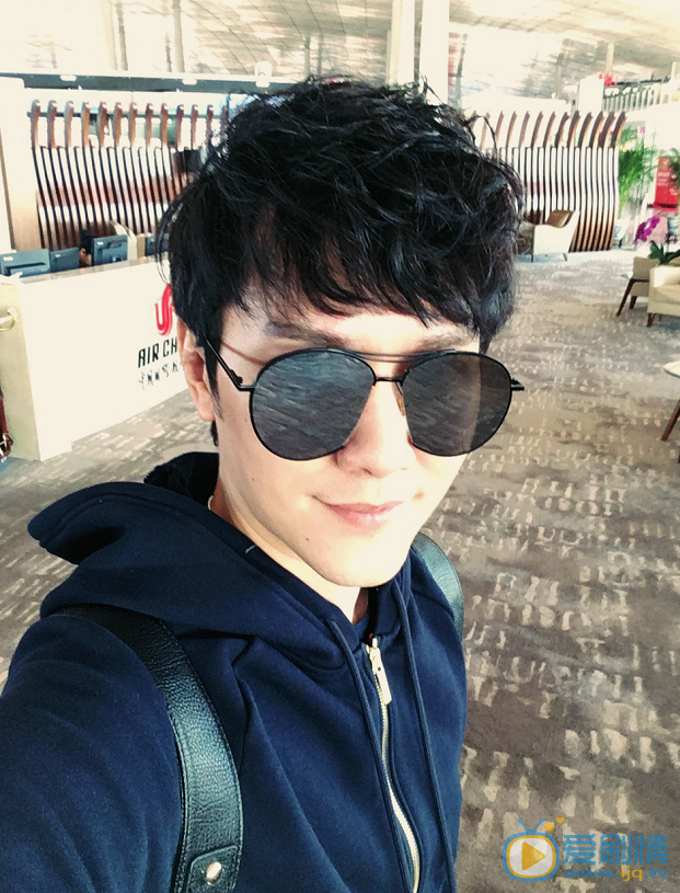 冯绍峰生活照 冯绍峰高清写真_冯绍峰高清剧照