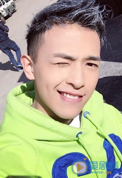黄德毅生活照 黄德毅高清写真_黄德毅高清剧照