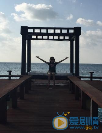 舒畅马尔代夫海边照 舒畅高清写真_舒畅高清剧照