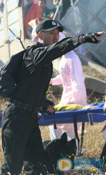 刘金龙《警花与警犬》剧照 刘金龙高清写真_刘金龙高清剧照