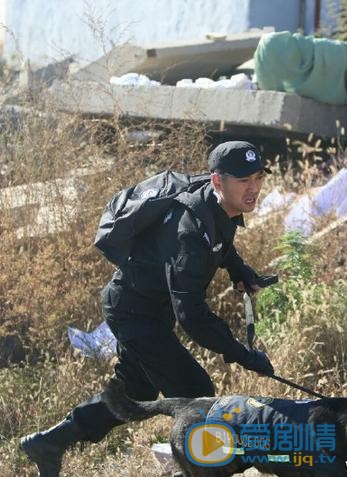 刘金龙《警花与警犬》剧照 刘金龙高清写真_刘金龙高清剧照