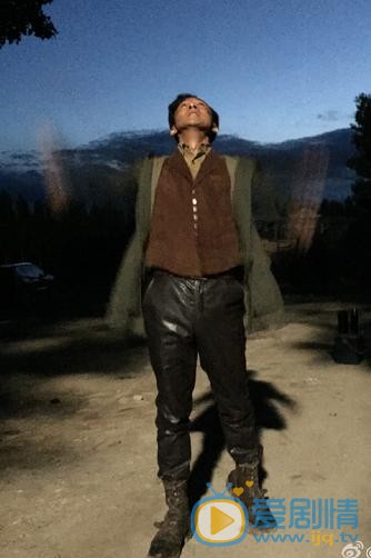 赵立新片场照 赵立新高清写真_赵立新高清剧照