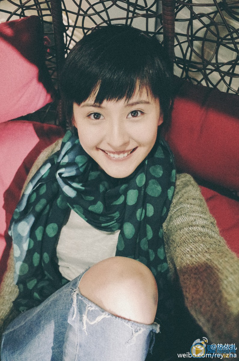 热依扎生活照 热依扎高清写真_热依扎高清剧照