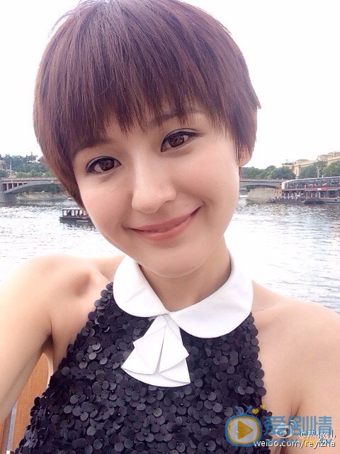 热依扎生活照 热依扎高清写真_热依扎高清剧照