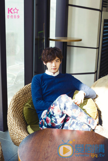 李钟硕杂志 李钟硕杂志