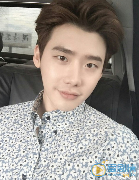 李钟硕自拍照 李钟硕自拍照