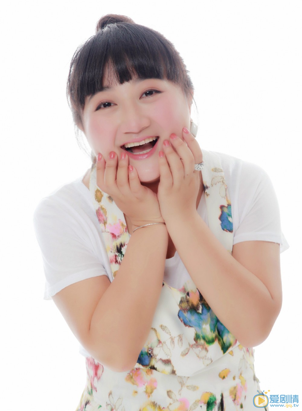 臧洪娜个人写真 臧洪娜高清写真_臧洪娜高清剧照