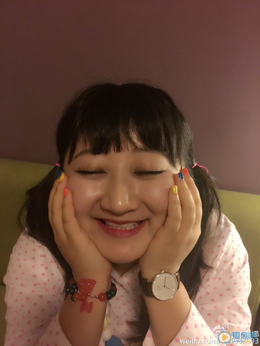 臧洪娜搞怪卖萌照 臧洪娜高清写真_臧洪娜高清剧照