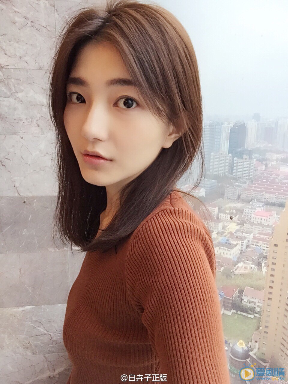 白卉子生活照 白卉子高清写真_白卉子高清剧照