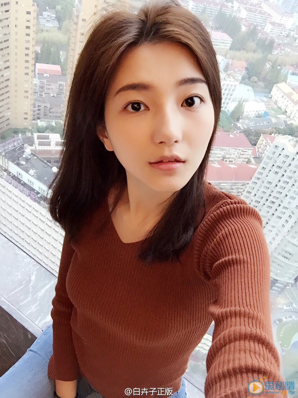 白卉子生活照 白卉子高清写真_白卉子高清剧照