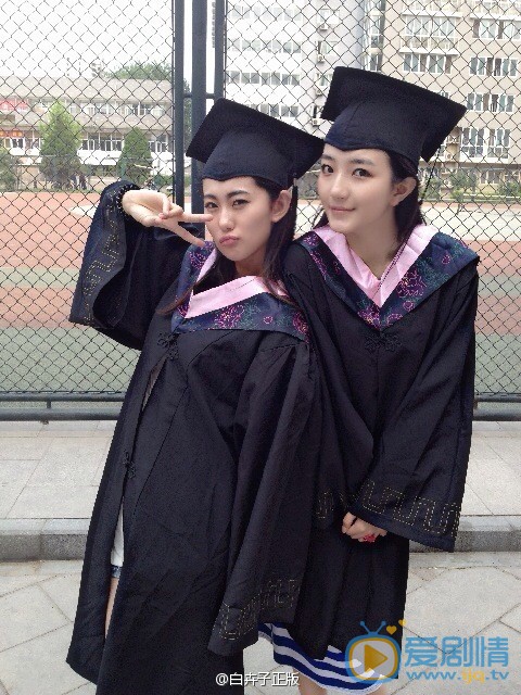 白卉子毕业照 白卉子高清写真_白卉子高清剧照