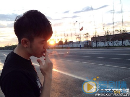 孔垂楠生活照 孔垂楠高清写真_孔垂楠高清剧照