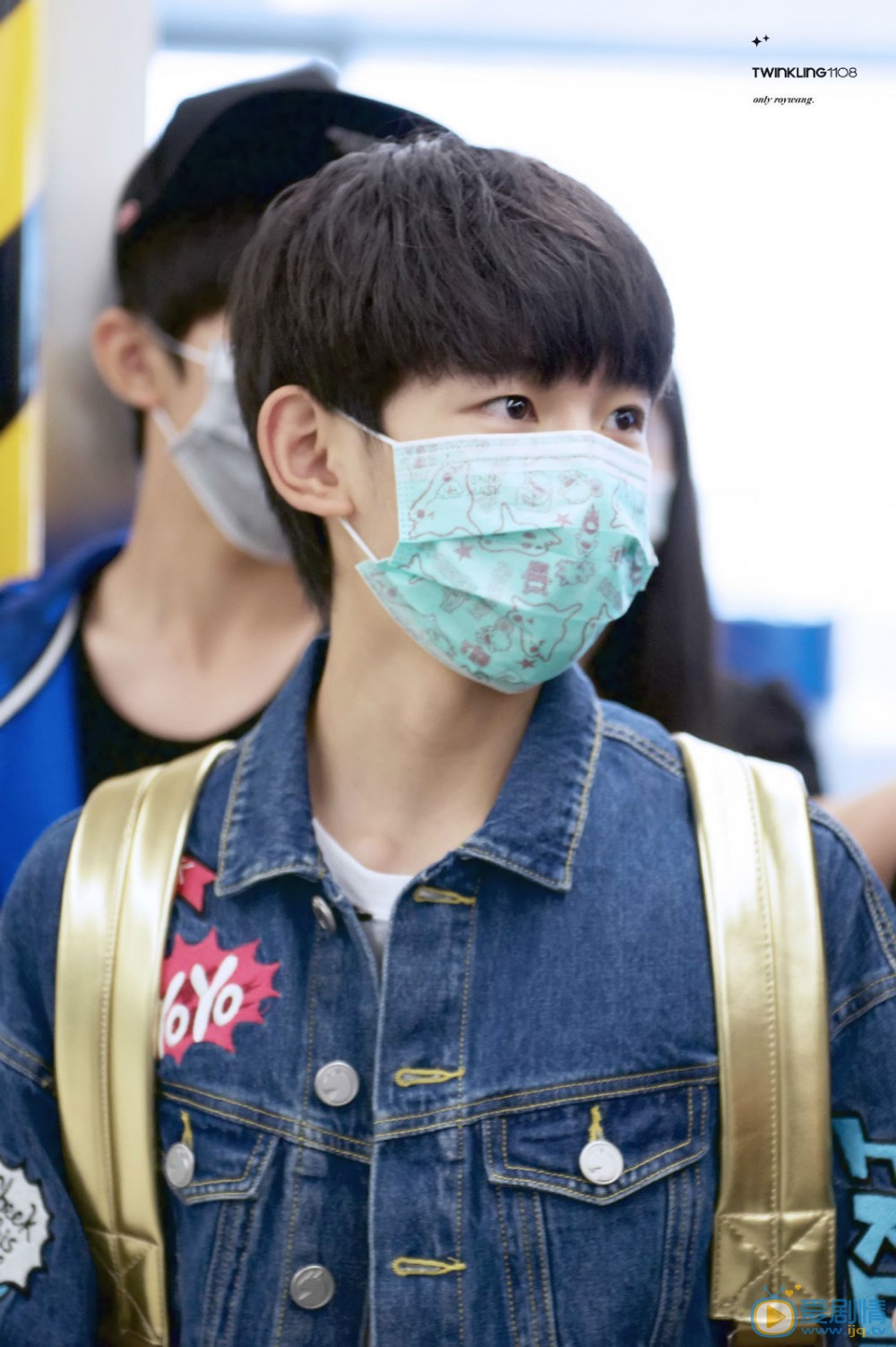 王源机场照 王源高清写真_王源高清剧照