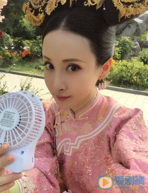 王若心片场照 王若心高清写真_王若心高清剧照