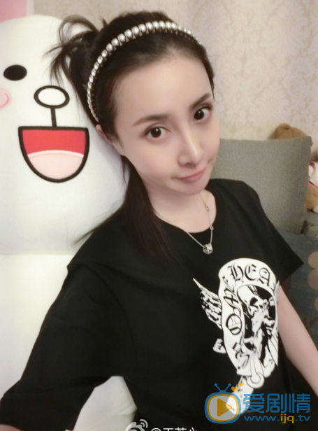 王若心生活照 王若心高清写真_王若心高清剧照