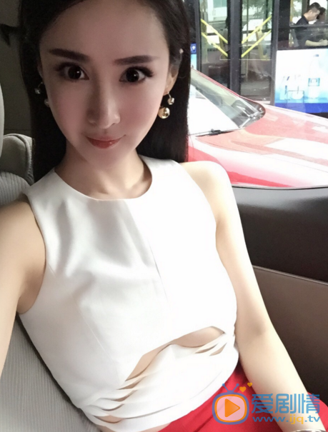 王若心自拍照 王若心高清写真_王若心高清剧照