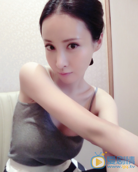 王若心自拍照 王若心高清写真_王若心高清剧照