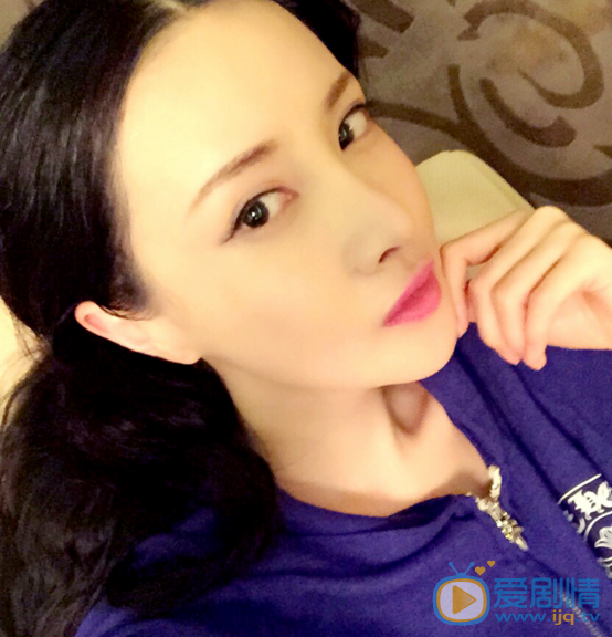 王若心自拍照 王若心高清写真_王若心高清剧照