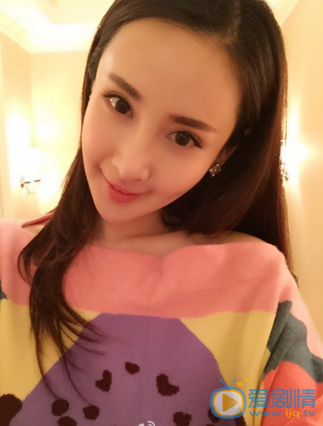 王若心卖萌照 王若心高清写真_王若心高清剧照
