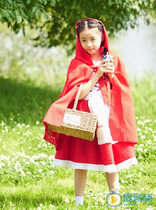 安淇尔红衣女孩 安淇尔高清写真_安淇尔高清剧照