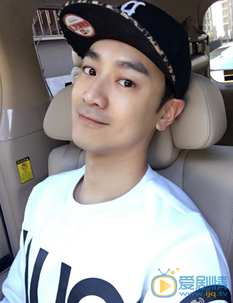 林佑威自拍照 林佑威自拍照