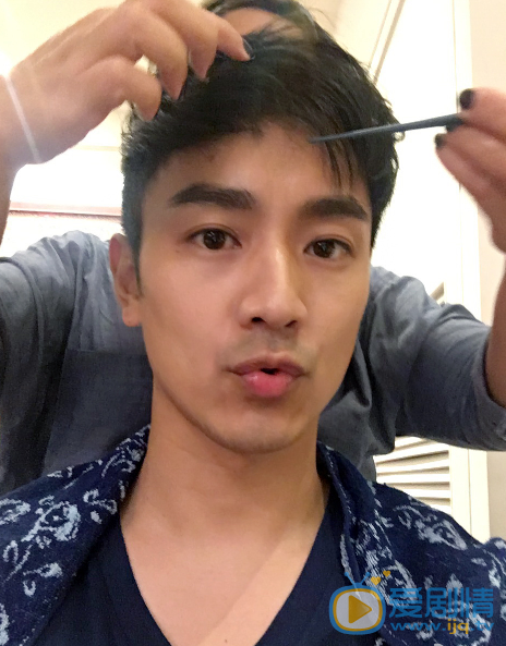 林佑威自拍照 林佑威高清写真_林佑威高清剧照