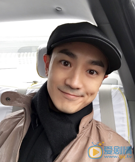 林佑威自拍照 林佑威高清写真_林佑威高清剧照