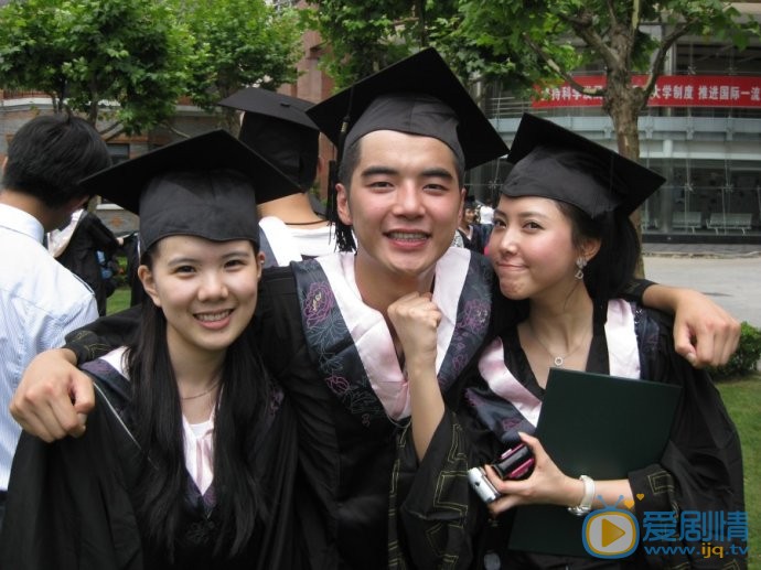 金世佳青涩学生时代 金世佳高清写真_金世佳高清剧照