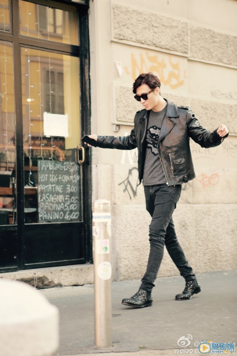 戚迹随性街拍 戚迹高清写真_戚迹高清剧照