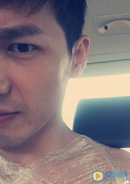 白宇生活照 白宇高清写真_白宇高清剧照