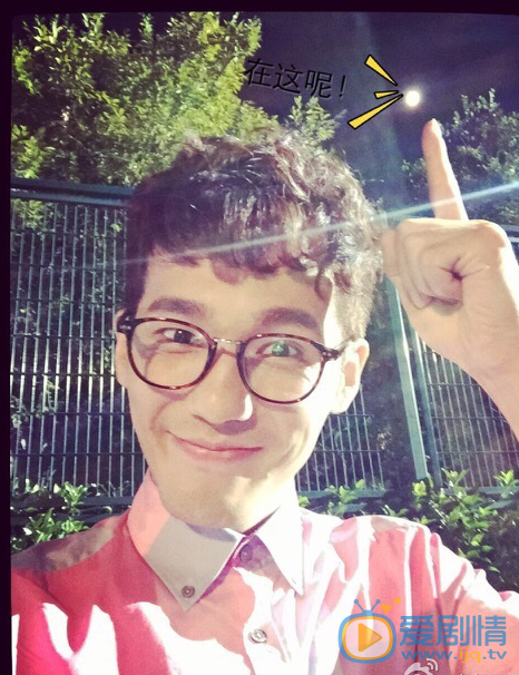 白宇搞怪照 白宇高清写真_白宇高清剧照