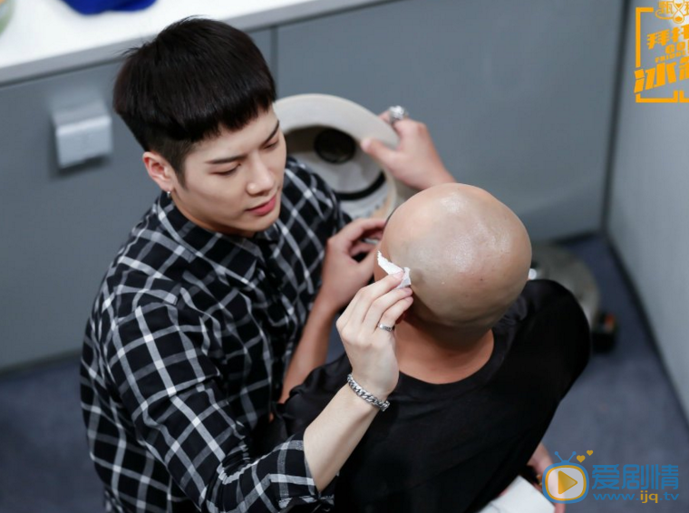 王嘉尔拜托了冰箱 王嘉尔高清写真_王嘉尔高清剧照