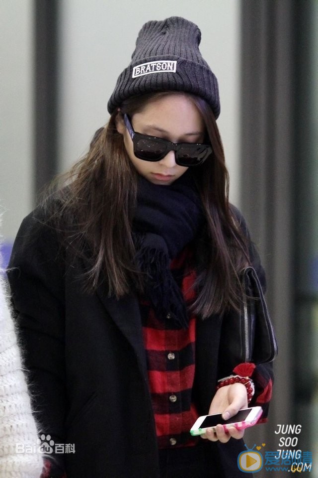 郑秀晶机场照 郑秀晶高清写真_郑秀晶高清剧照