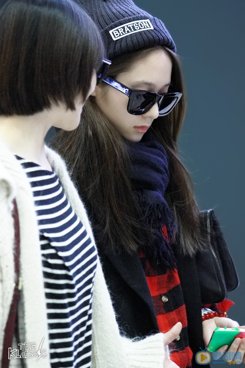 郑秀晶机场照 郑秀晶高清写真_郑秀晶高清剧照