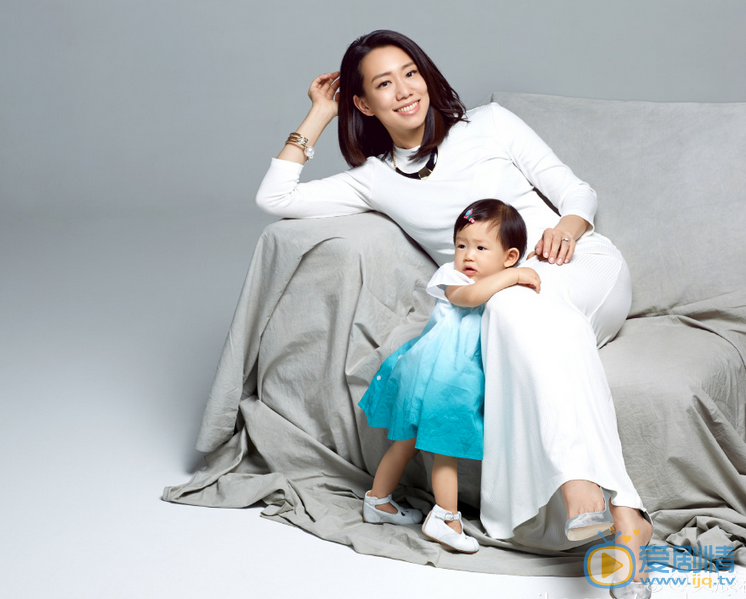 吴辰君母女写真 母女写真