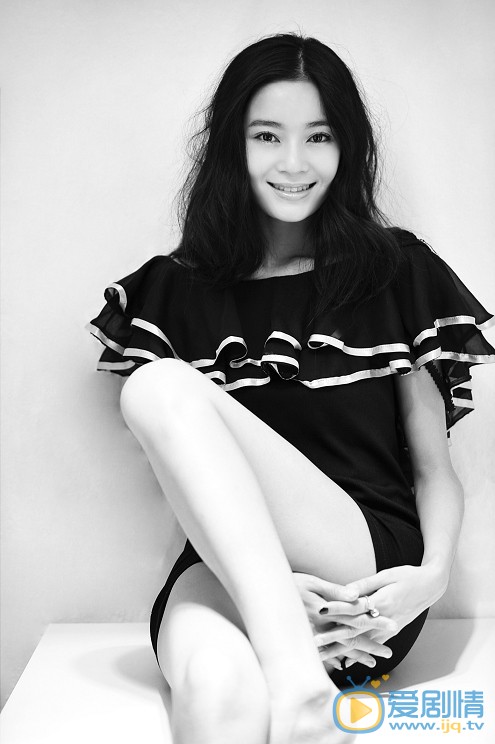 王媛可黑白写真 王媛可高清写真_王媛可高清剧照
