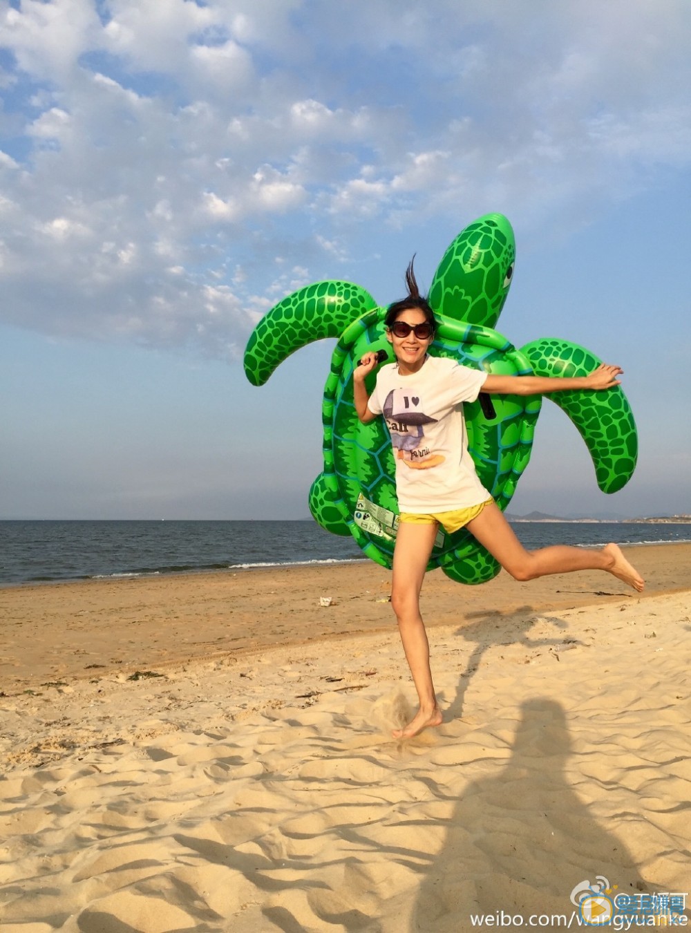 王媛可旅游照 王媛可高清写真_王媛可高清剧照