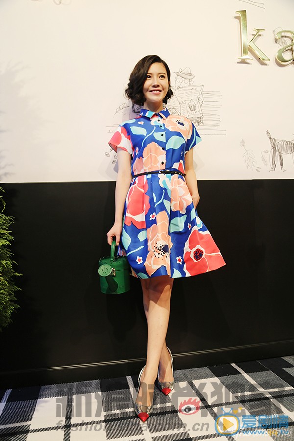 杨子姗时装周 杨子姗高清写真_杨子姗高清剧照
