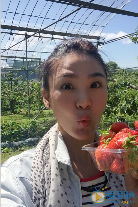 洪小铃生活照 洪小铃高清写真_洪小铃高清剧照