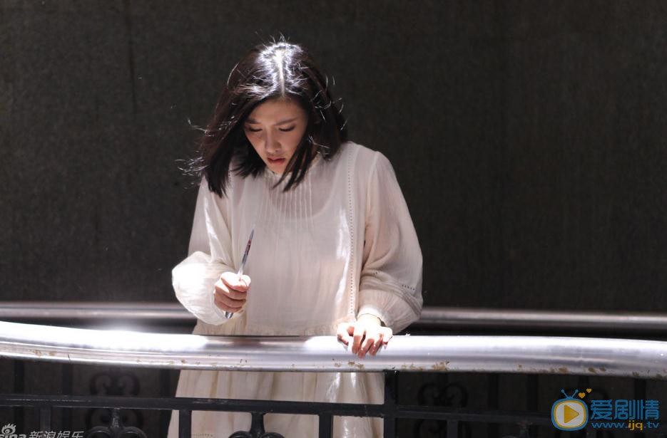 杨子姗《最美表演》剧照 杨子姗高清写真_杨子姗高清剧照
