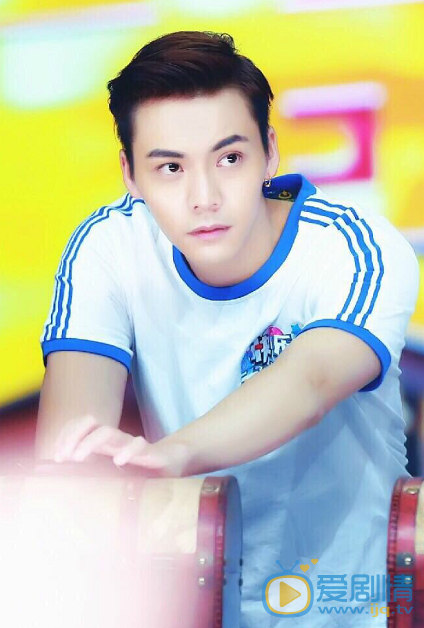 陈伟霆《快乐大本营》活动照 陈伟霆高清写真_陈伟霆高清剧照