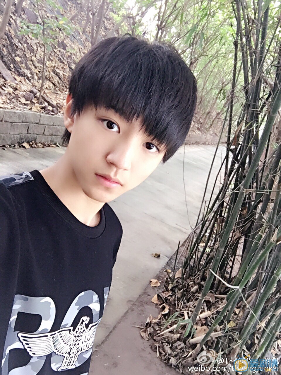 王俊凯生活照 王俊凯高清写真_王俊凯高清剧照